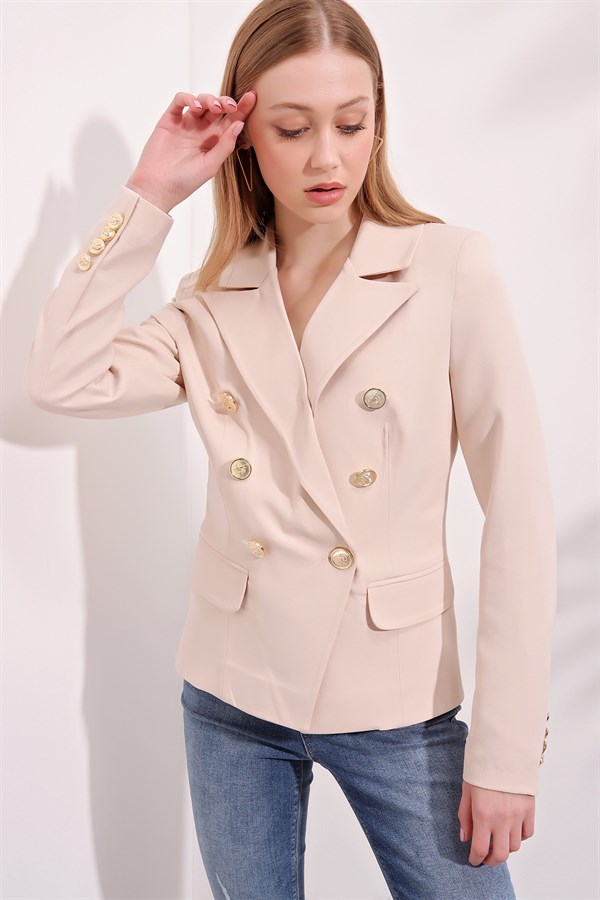 Kadın Taş Düğme Detaylı Kruvaze Yaka Blazer Ceket