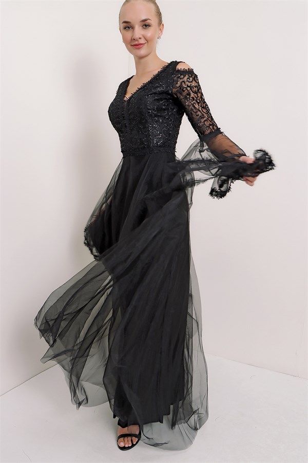 Kadın Siyah Kolu Volanlı Üzeri Dantel Tül Abiye Elbise