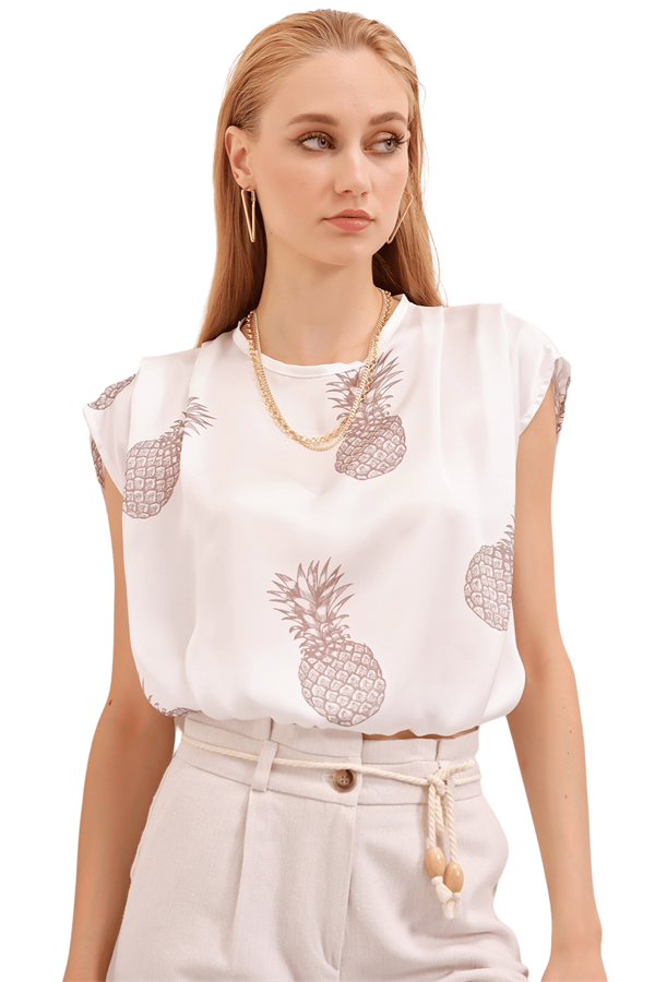 Kadın Beyaz Ananas Desenli Sıfır Kol Bluz
