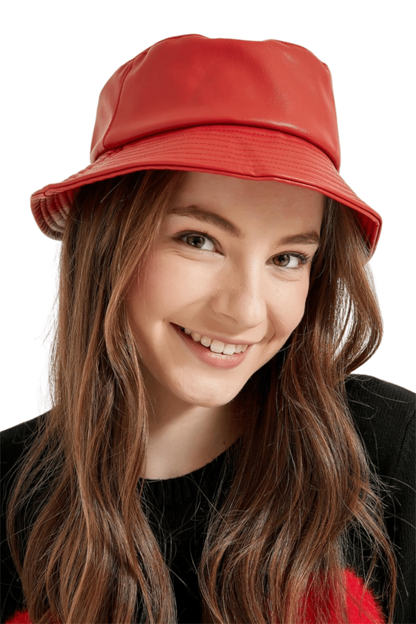 Kadın Kırmızı S.Deri Şapka