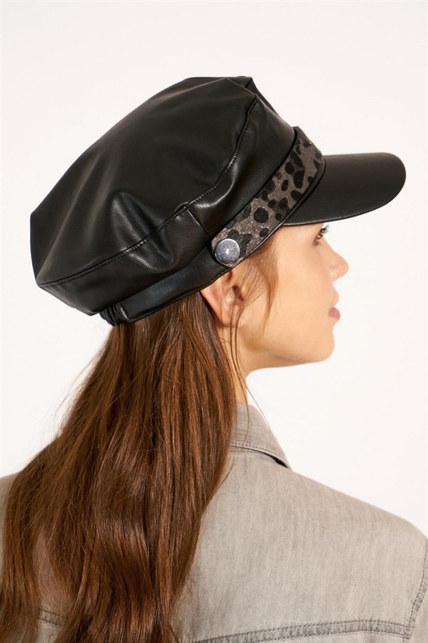 Kadın Gri-Siyah Leopar Desenli Kasket Şapka