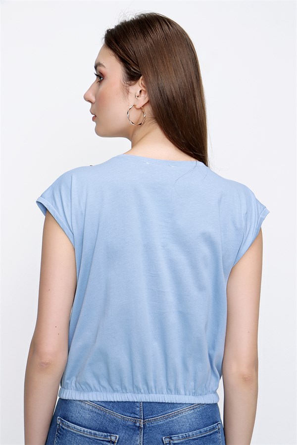 Kadın Mavi Yakası Zincirlli Tshirt