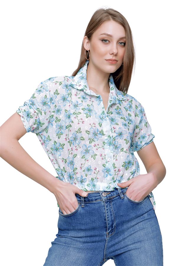 Kadın Mavi Çiçek Nakışlı Crop Gömlek