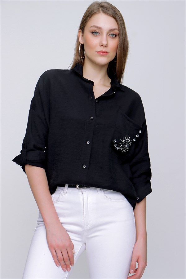 Kadın Siyah Cebi Taş İşlemeli Gömlek