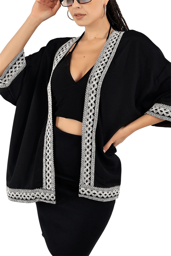 Kadın Siyah Nakış İşlemeli Keten Kimono Hırka