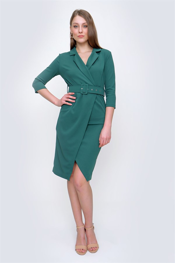 Kadın Zümrüt Yeşil Likralı Kruvaze Yaka Kemerli Elbise