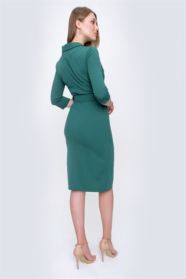Kadın Zümrüt Yeşil Likralı Kruvaze Yaka Kemerli Elbise