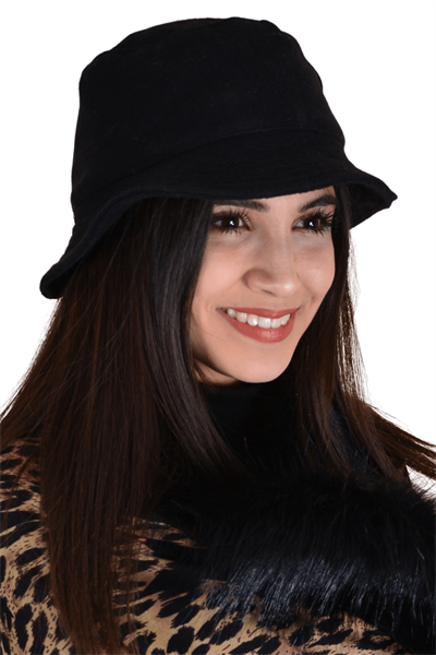 Kadın Siyah Kaşe Fotür Şapka