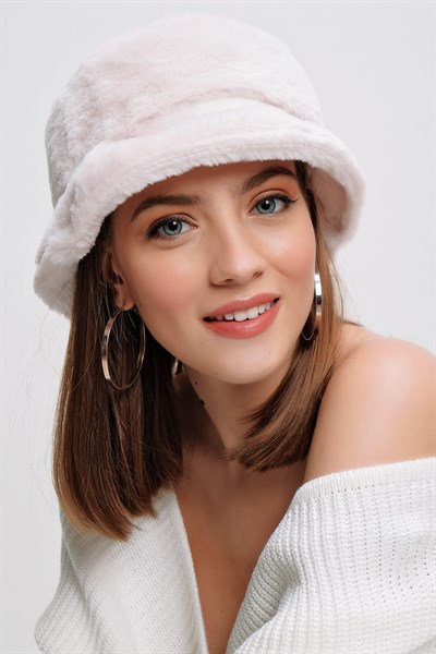 Kadın Bej Peluş Şapka
