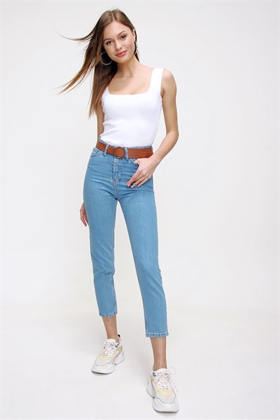 Kadın Açık Mavi Yüksek Bel Kemerli Kot Pantolon
