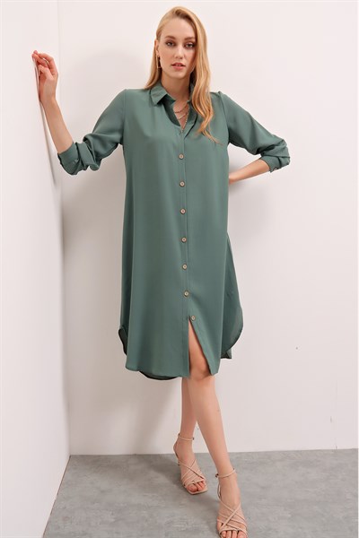 Kadın Z.Yeşil Boydan Düğmeli Uzun Tunik