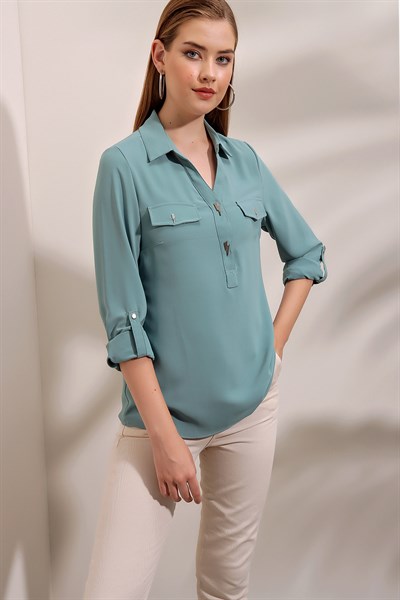 Kadın Su Yeşili Şifon Kol Katlamalı Gömlek
