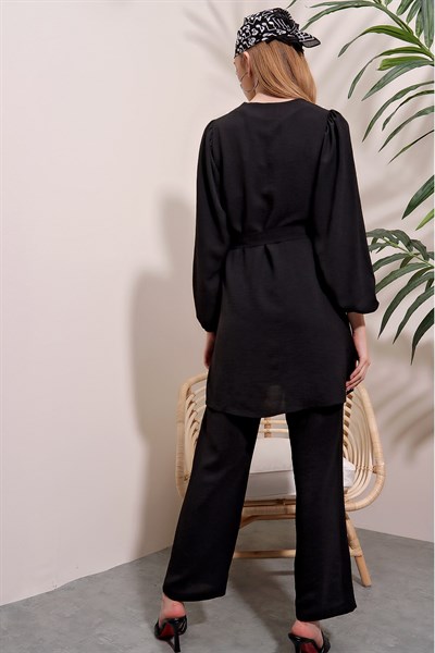 Kadın Siyah Önü İşlemeli Pantolon Tunik