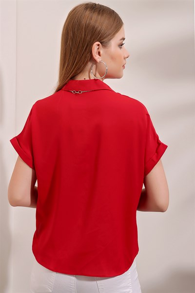 Kadın Kırmızı Kısa Kol Kolyeli Gömlek