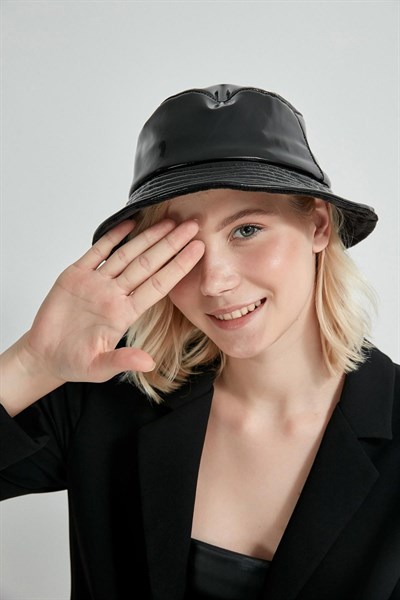 Kadın Siyah Rugan Bucket Şapka