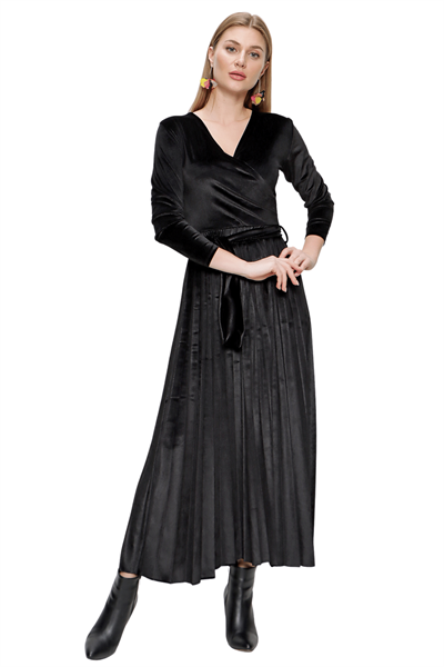 Kadın Siyah Kemerli Uzun Kadife Elbise