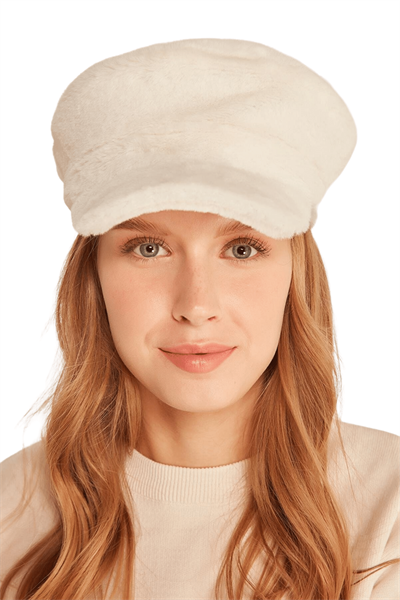Kadın Beyaz Peluş Kasket Şapka