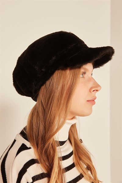 Kadın Siyah Peluş Kasket Şapka