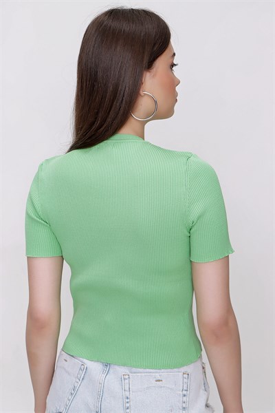 Kadın Açık Yeşil Bisiklet Yaka Fitilli Crop Bluz
