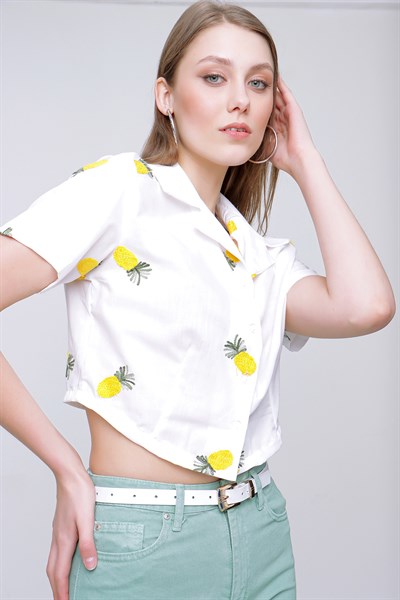 Kadın Krem Ananas Nakışlı Crop Gömlek