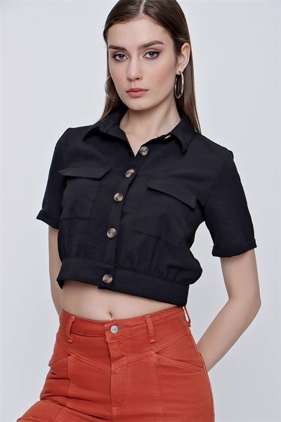Kadın Siyah Düğmeli Crop Gömlek