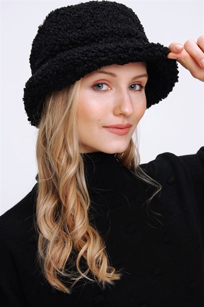 Kadın Siyah Kürk Şapka