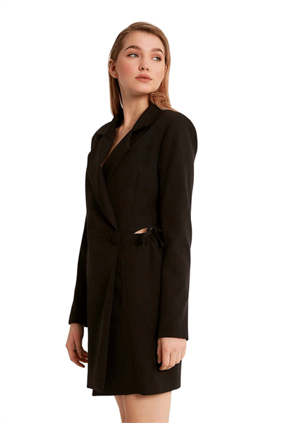 Kadın Siyah Yan Dekolteli Ceket Elbise