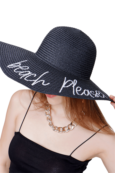 Kadın Siyah Yazı İşlemeli Hasır Şapka