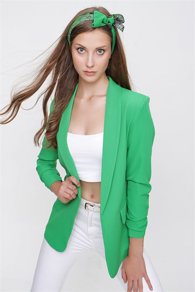 Kadın Yeşil Cep Kapaklı Kol Büzgülü Blazer Ceket