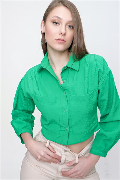 Kadın Zümrüt Yeşil Cepli Crop Gömlek